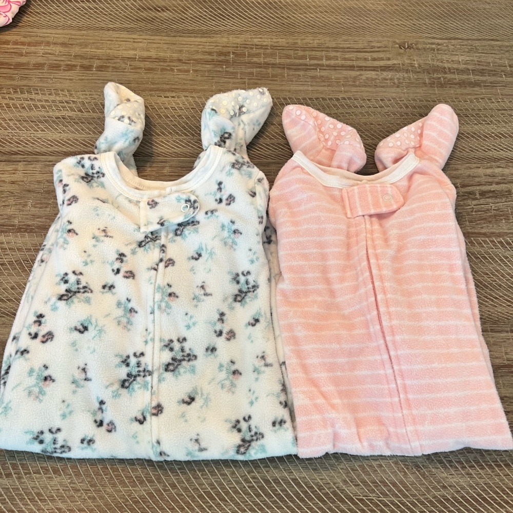 Jessica Simpson babygirl 2 fleece footed pajamas 18month